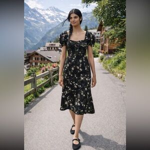 Anthropologie NWT Maeve Linen Blend Puff-Sleeve Sweetheart Midi Dress size SP.